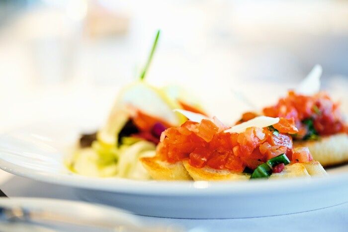 Restaurants, Bars & Cafés on Marella Discovery